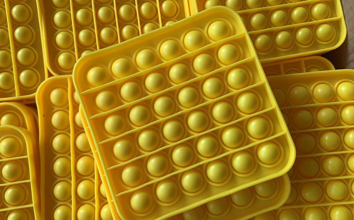 國豐橡塑為您奉上有價(jià)值的TPE材料，TPR材料資訊